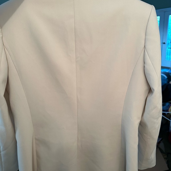 Zara inverted lapel blazer size XL in Ecru - Picture 4 of 4
